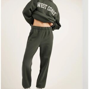 Oak and Fort Relaxed Joggers